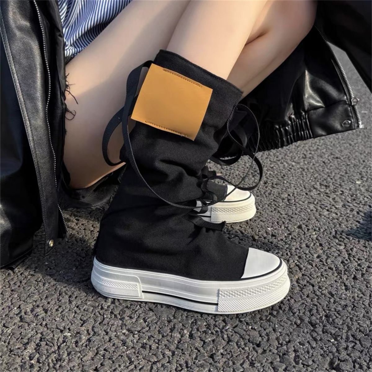 Fashionable & Versatile Puffy Martin Boots | Trendy Chunky Platform Ankle Boots for Women | Cozy Streetwear Fall & Winter Boots