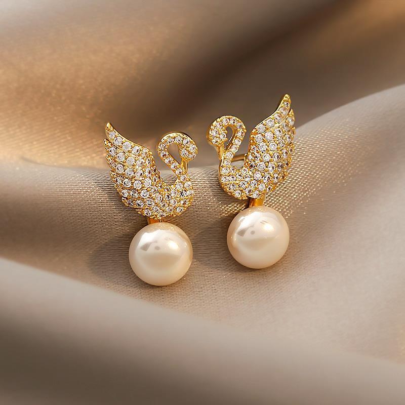 Sterling Silver Pearl Stud Earrings
