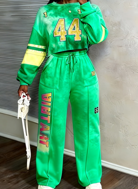 Casual Cropped Sweatshirt & Wide-Leg Pants Set | Two-Piece Lounge Set for Women | Cozy Streetwear Outfit | Matching Sweatsuit Set | Fall & Winter Loungewear