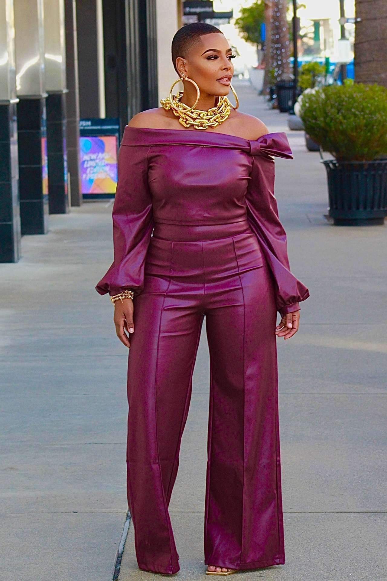 Luxury Women’s Leather Suit – Elegant Faux Leather Two-Piece Set | Trendy Fall Outfit | Chic Streetwear for Confident Women