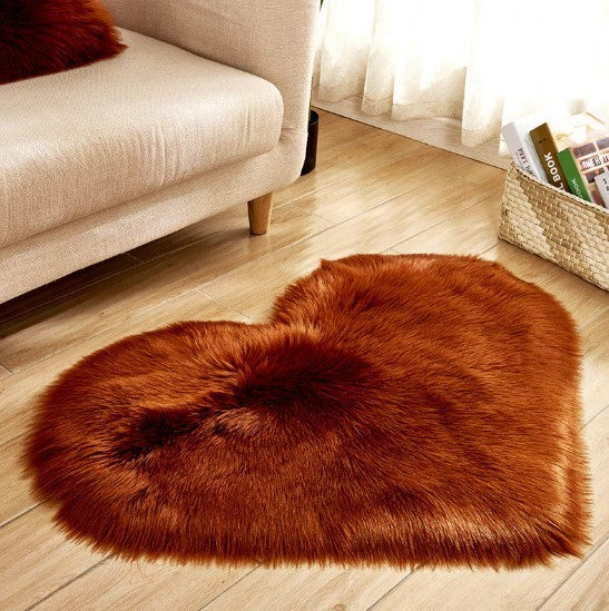 Plush Heart-Shaped Fluffy Rug – Soft Non-Slip Carpet for Living Room, Bedroom & Home Decor