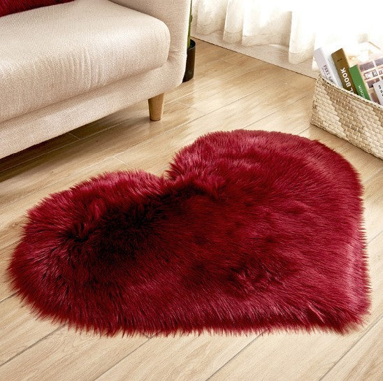 Plush Heart-Shaped Fluffy Rug – Soft Non-Slip Carpet for Living Room, Bedroom & Home Decor