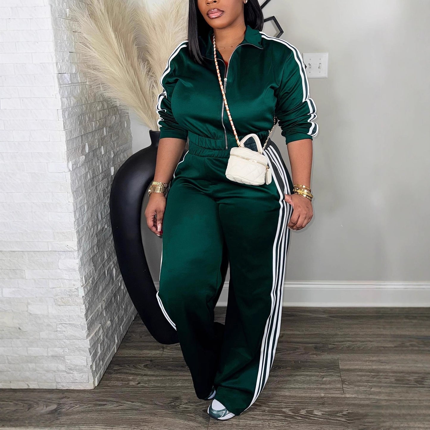 Two-Piece Tracksuit for Women – Zip-Up Long Sleeve Top & Wide Leg Pants | Chic Streetwear Lounge Set