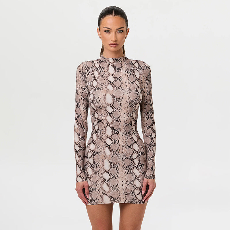 Sexy Long Sleeve Snakeskin Print Bodycon Mini Dress – Figure-Hugging Sheath Dress for Night Out, Clubwear, Party Outfit for Women
