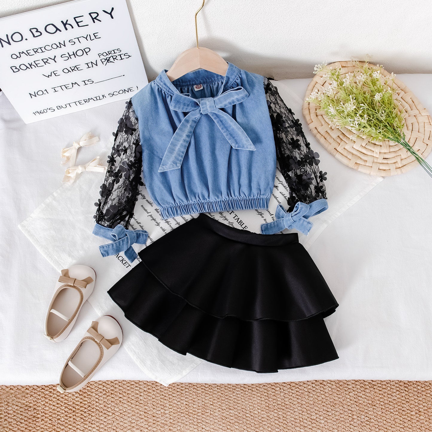 Hollow-out Long Sleeve Girls Dress Two-Piece Set – Trendy Fall Fashion Outfit for Stylish Little Girls