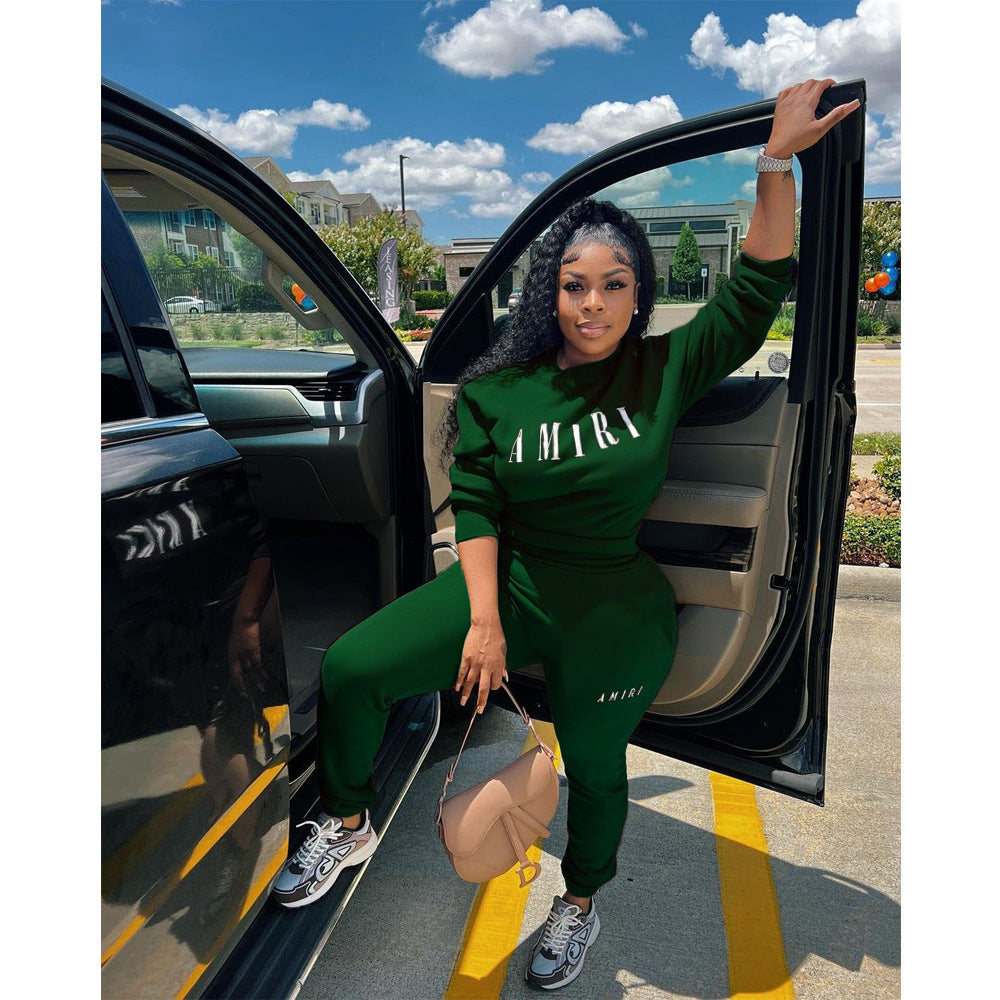 Women's Crew Neck Sweatshirt Two-Piece Lounge Set | Casual Chic Matching Outfit for Everyday Comfort