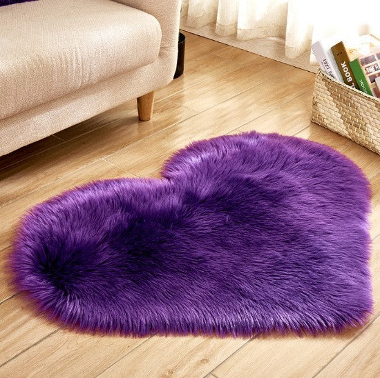 Plush Heart-Shaped Fluffy Rug – Soft Non-Slip Carpet for Living Room, Bedroom & Home Decor