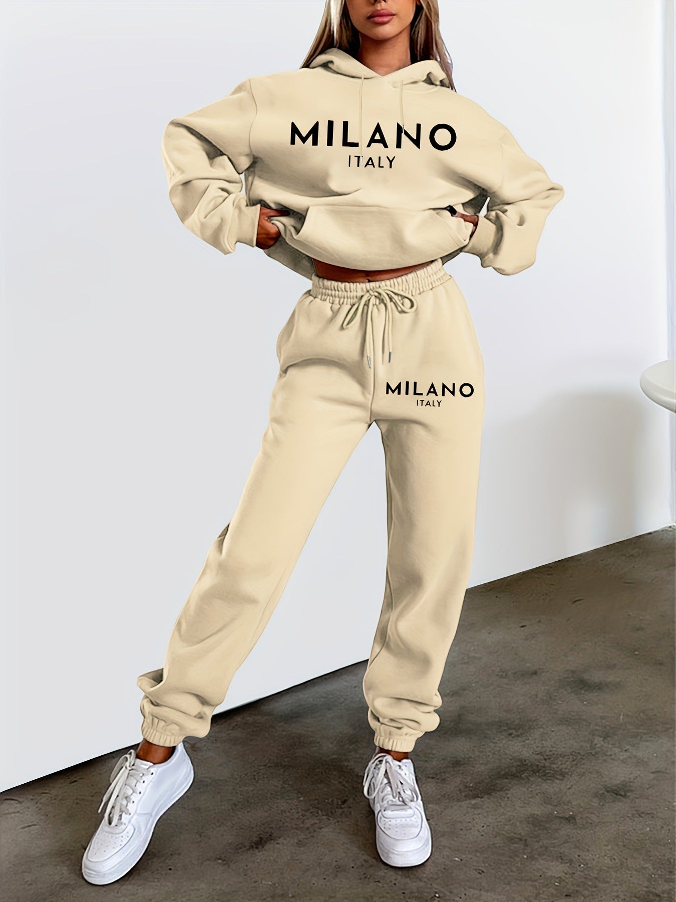 Trendy Women's Hoodie and Jogger Set – Streetwear Loungewear Two-Piece Outfit