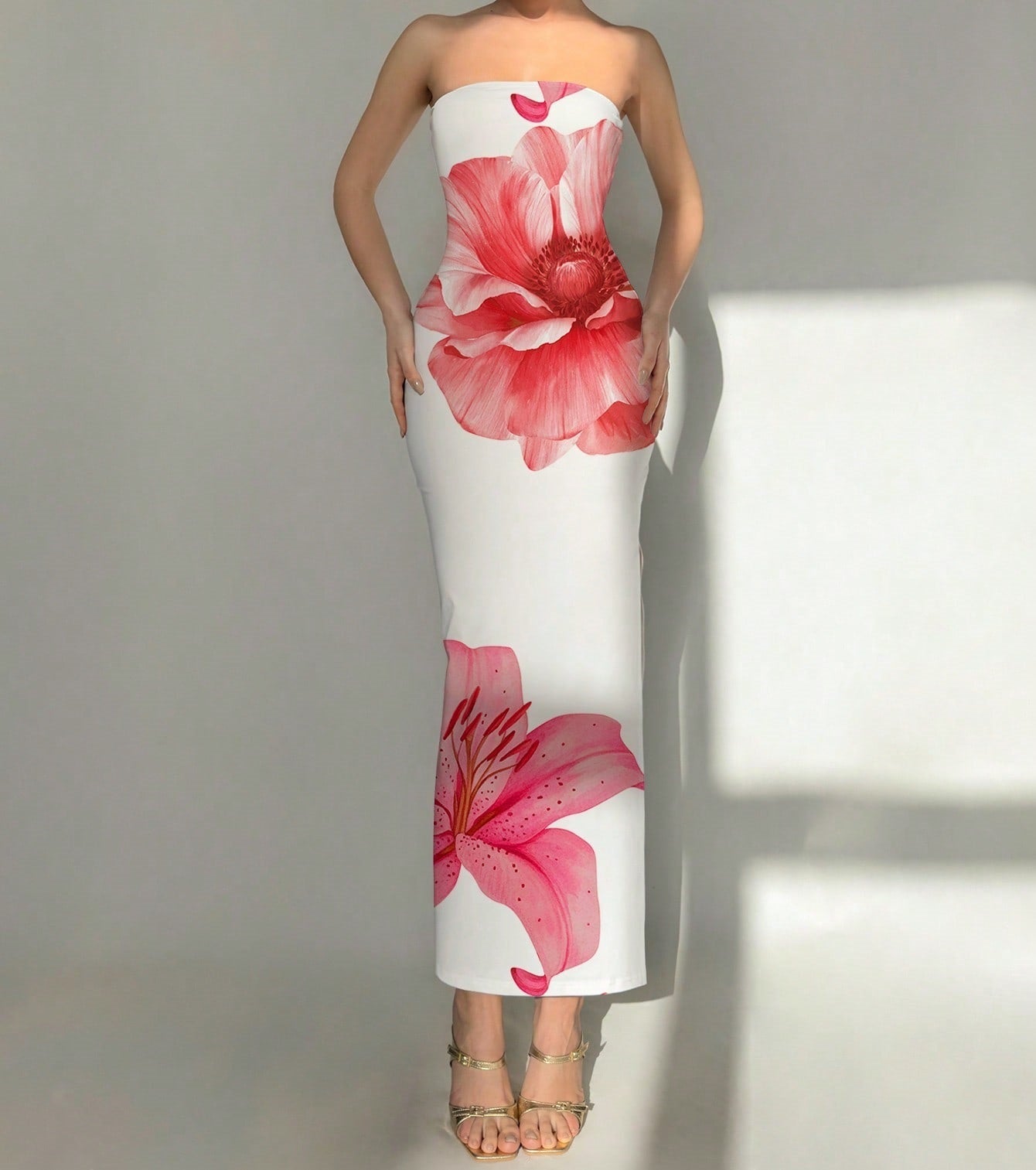 Women's Slim-Fit Floral Print Dress with Bold Contrast Colors – Elegant & Eye-Catching
