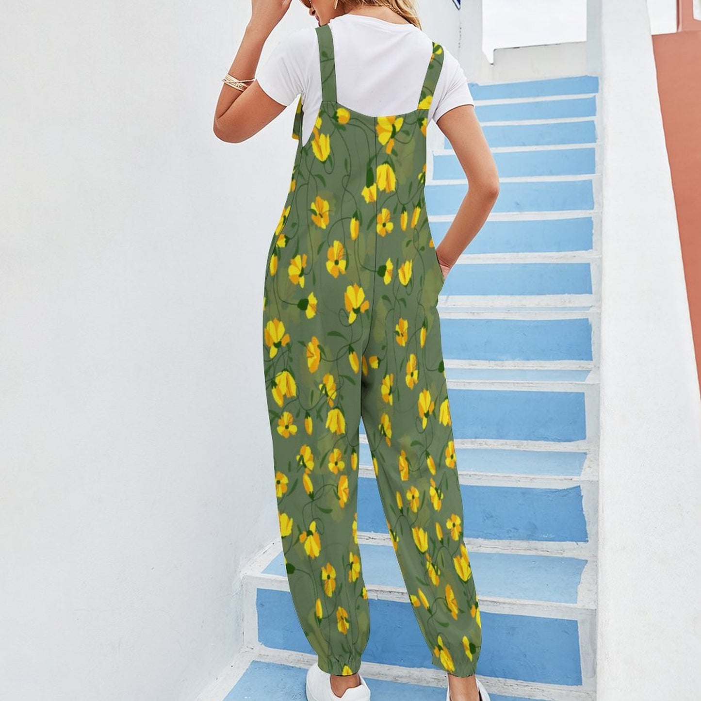 Elegant Green Spaghetti Strap Jumpsuit – Women’s Stylish One-Piece Outfit for Casual & Formal Wear