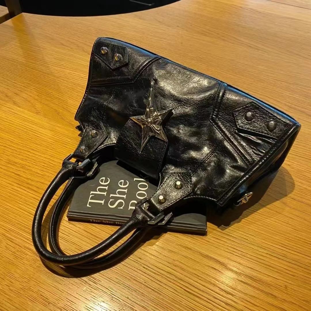 Punk Y2K Underarm Bag – Gender-Free Shoulder Messenger Streetwear Style