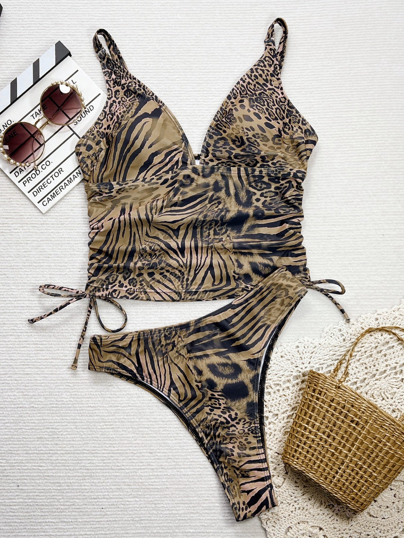 Leopard Print Sexy Figure-Hugging Swimsuit Set | High-Waist Two-Piece Curve-Enhancing Bikini for Women